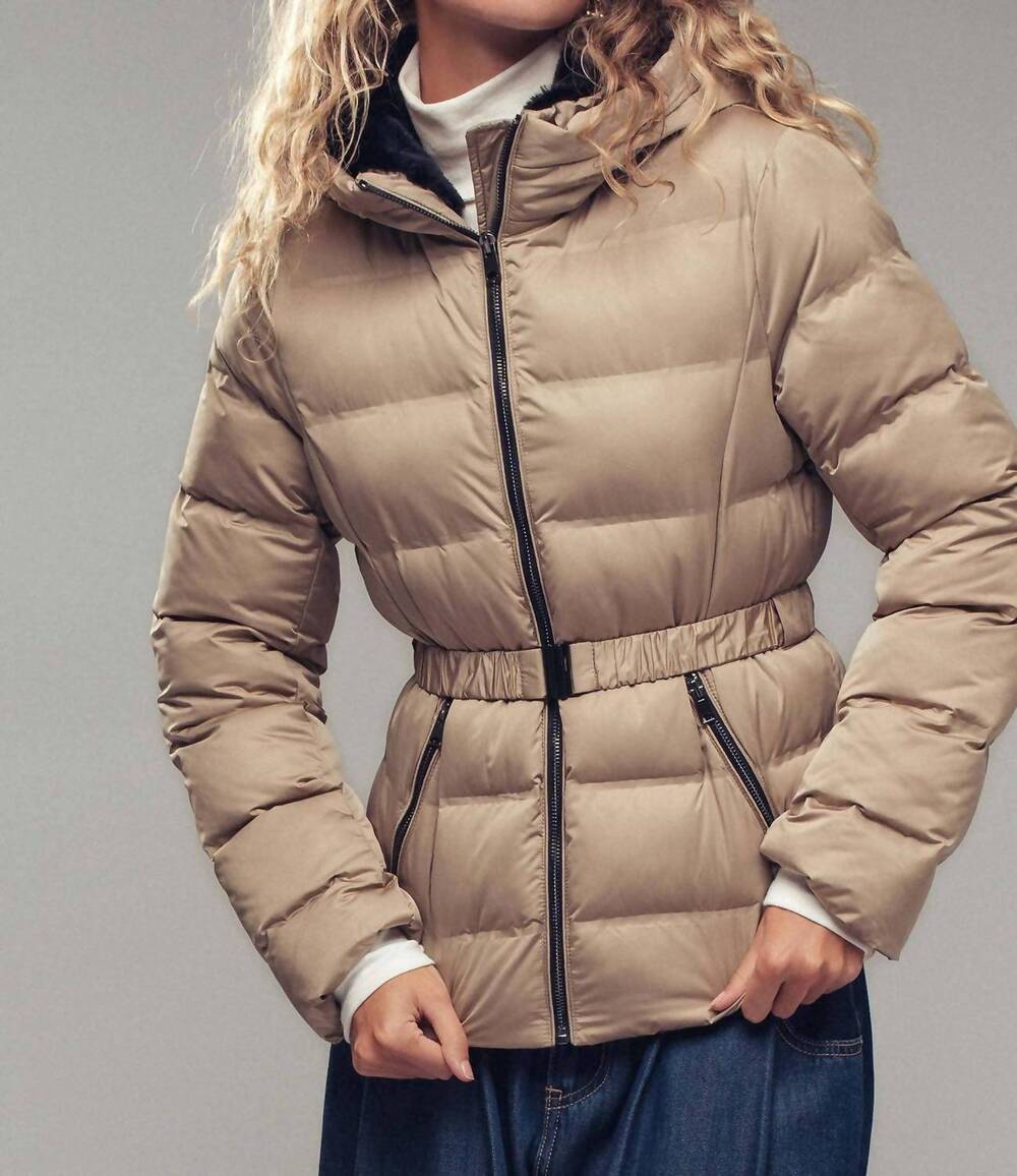 NEW URBAN DAIZY women's belted faux fur hooded puffer jacket in beige
